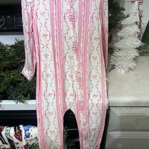 SweetHoney Pink and Cream Baby convertible romper with bows & ribbon, 3t